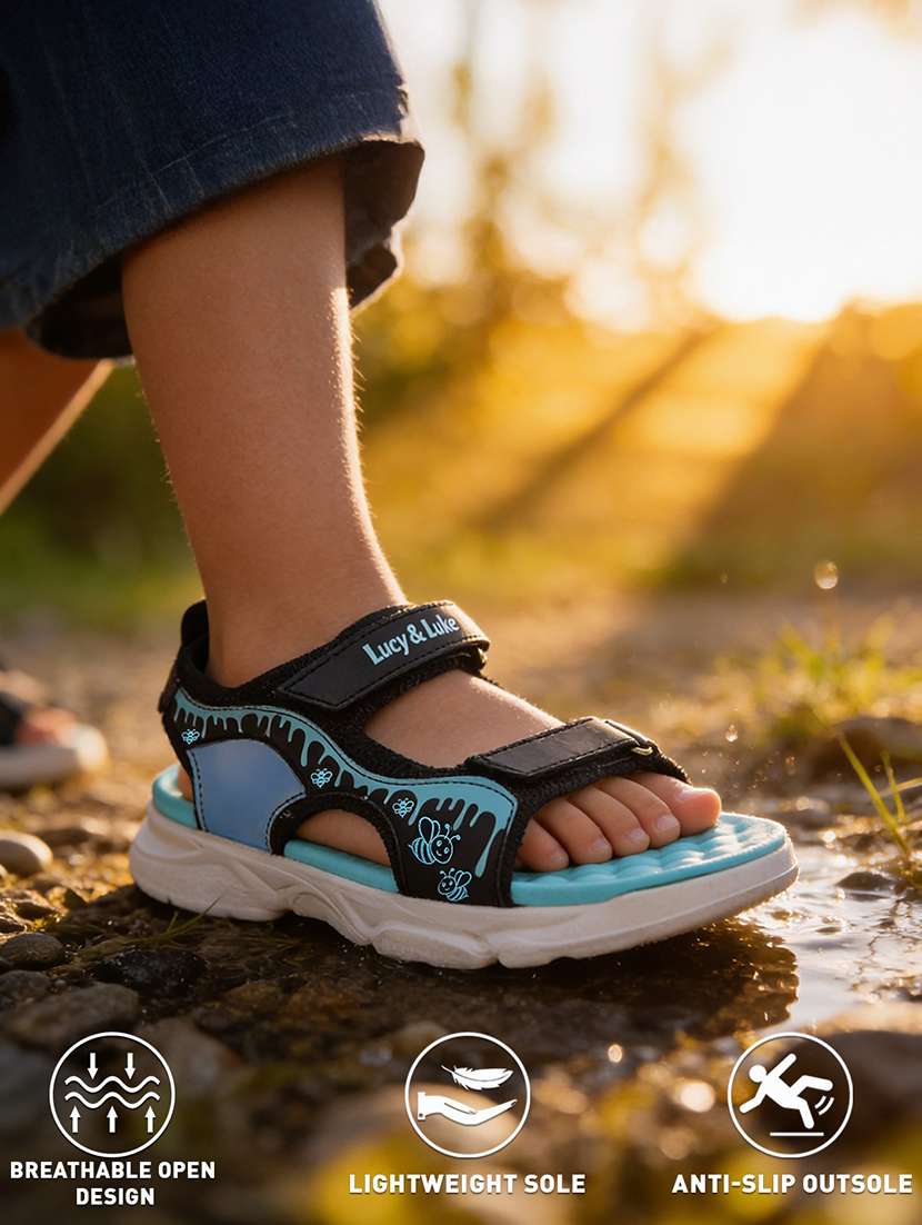 kids black sandals & floaters - 22453623 -  Standard Image - 4