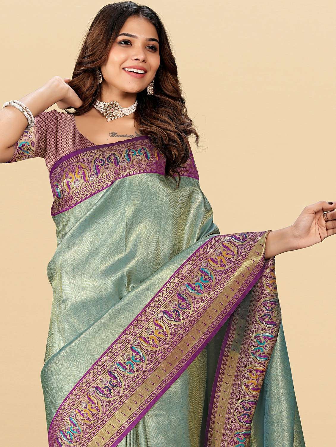 women self design kanjivaram saree with blouse - 22453662 -  Standard Image - 1