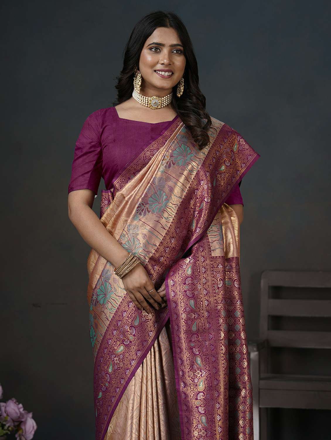 women self design banarasi saree with blouse - 22453693 -  Standard Image - 1