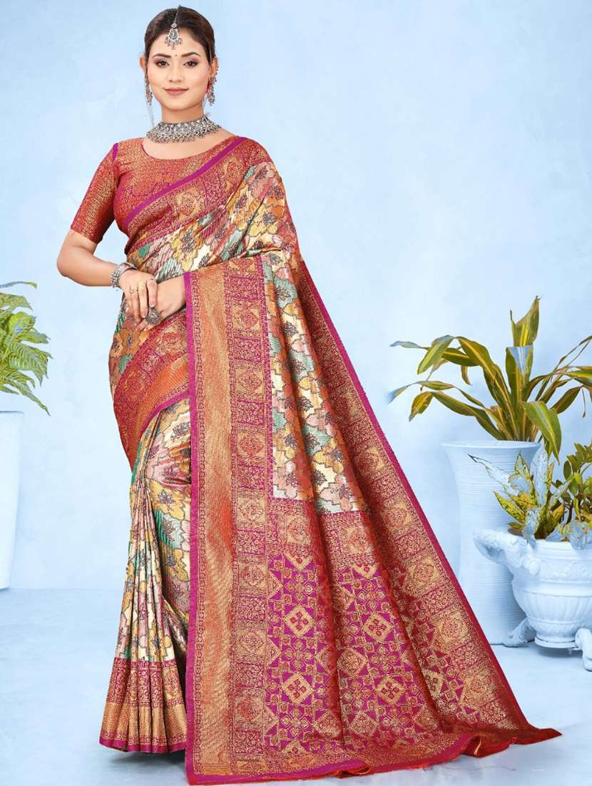 women self design kanjivaram saree with blouse
