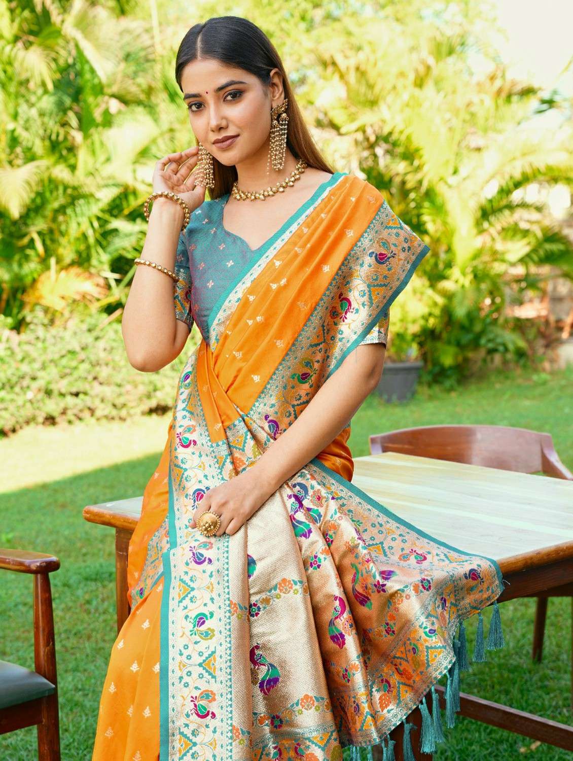 women self design paithani saree with blouse - 22453704 -  Standard Image - 1