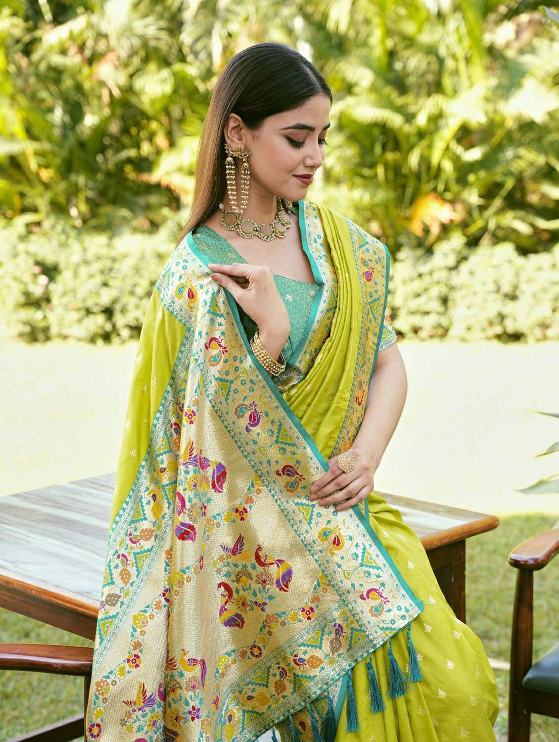 women self design paithani saree with blouse - 22453705 -  Standard Image - 1
