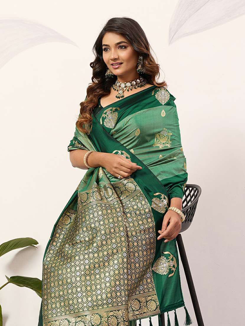 women self design banarasi saree with blouse - 22453712 -  Standard Image - 1