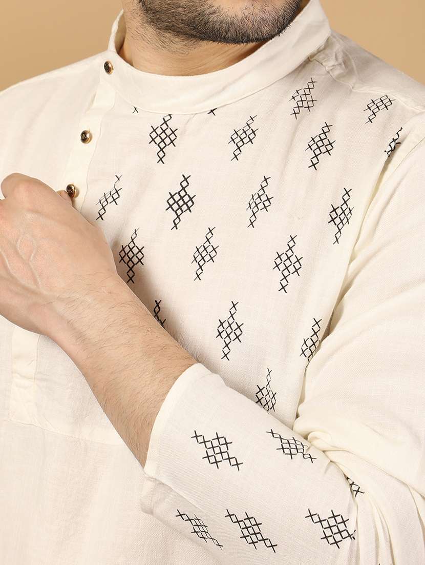 men embroidered mandarin neck long kurta  - 22453731 -  Standard Image - 1