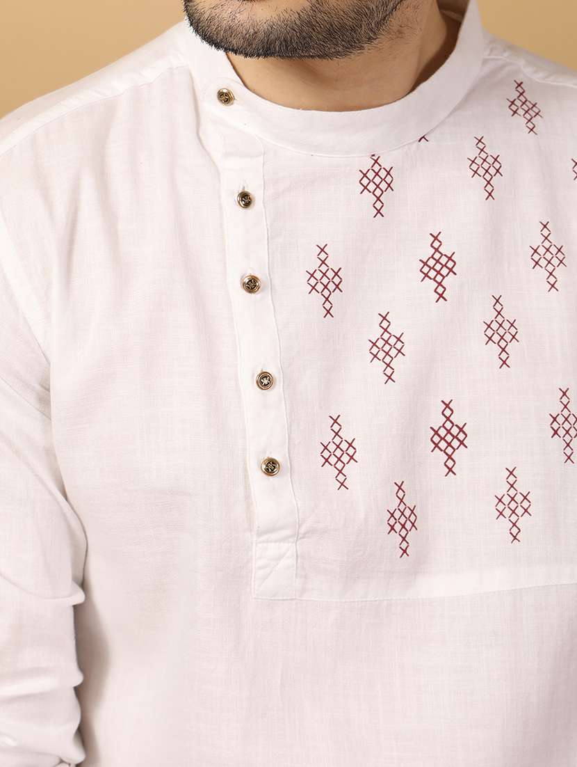 men embroidered mandarin neck long kurta  - 22453732 -  Standard Image - 1