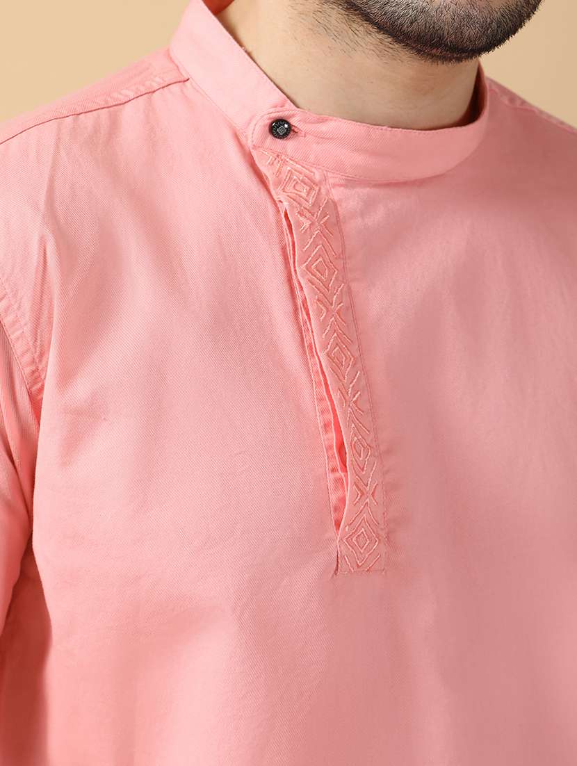 men solid mandarin neck angrakha short kurta - 22453777 -  Standard Image - 4