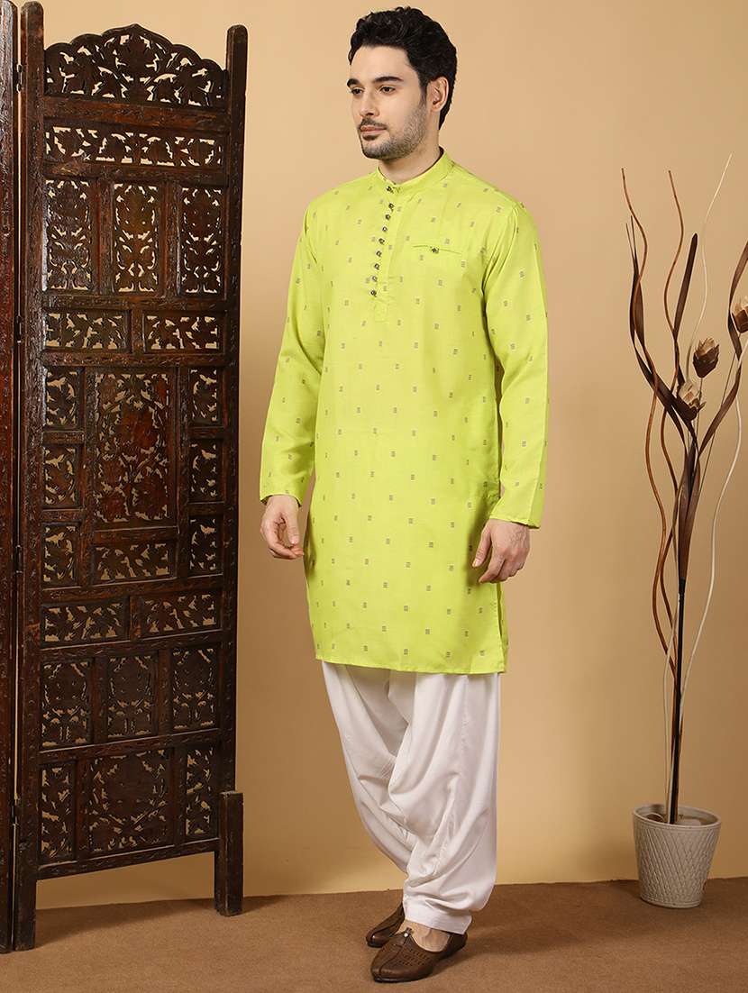 men self design mandarin neck long kurta  - 22453826 -  Standard Image - 4