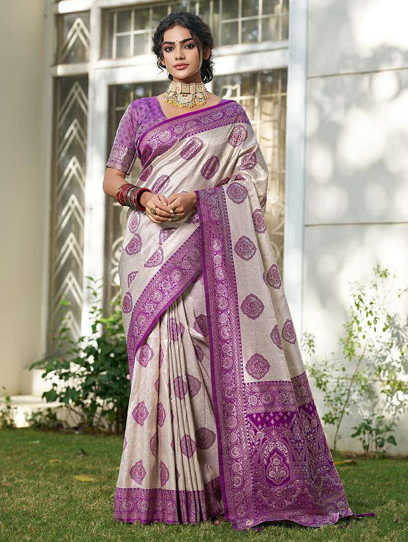 women self design banarasi saree with blouse