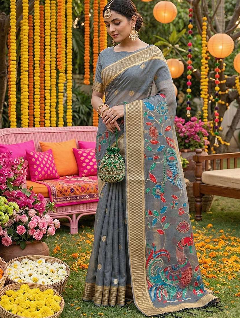 women self design bordered saree with blouse - 22453886 -  Standard Image - 1