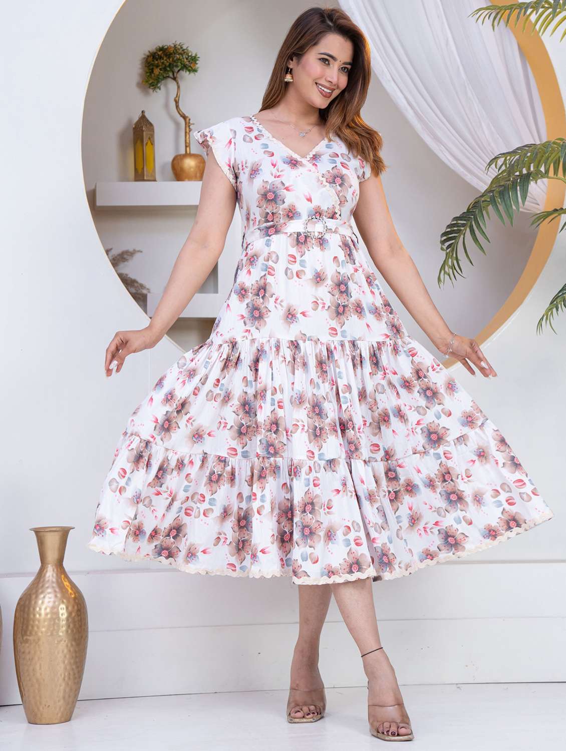 women white crepe gown dress - 22453935 -  Standard Image - 4