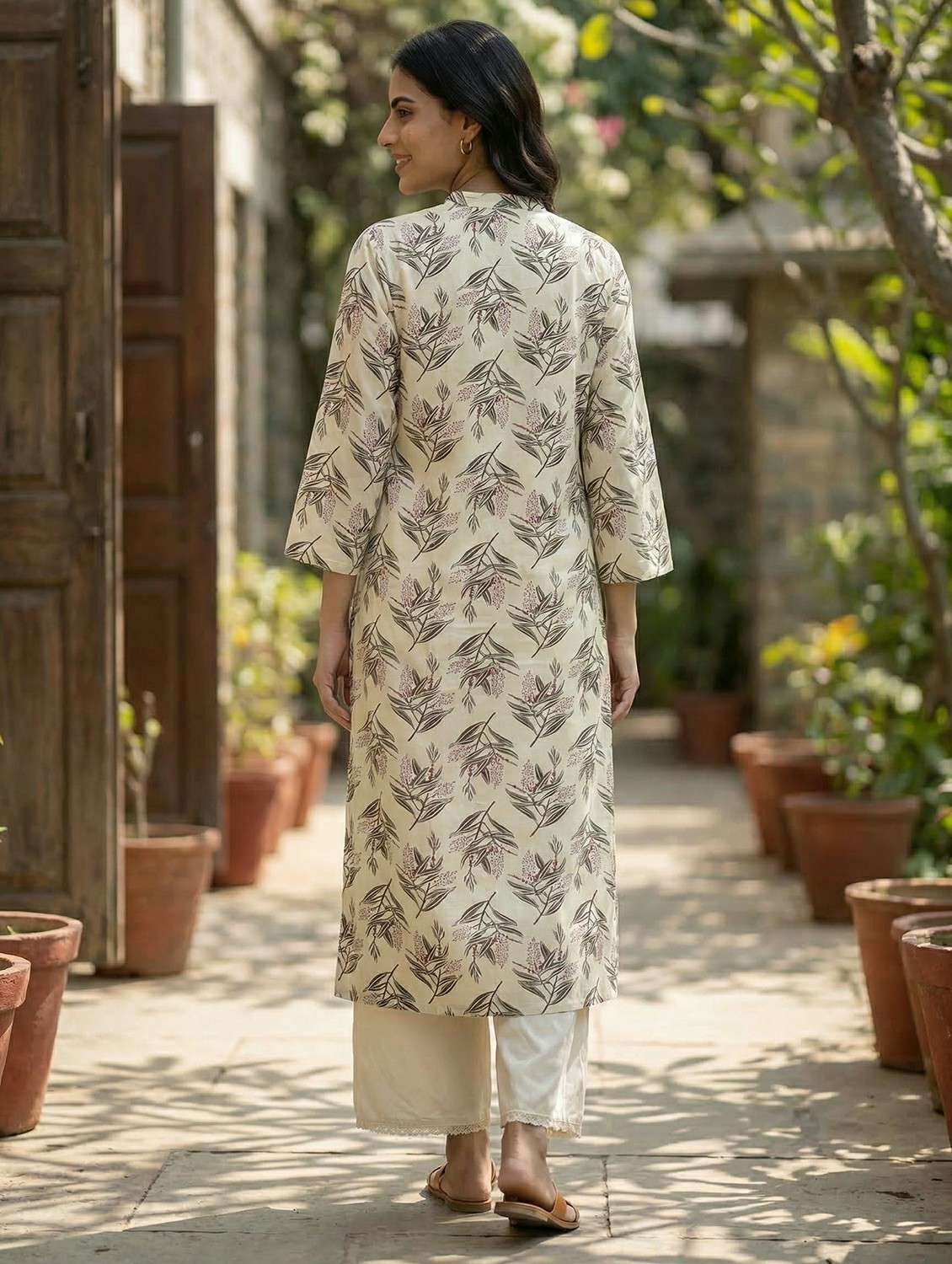 women olive kurta pant set - 22453993 -  Standard Image - 4