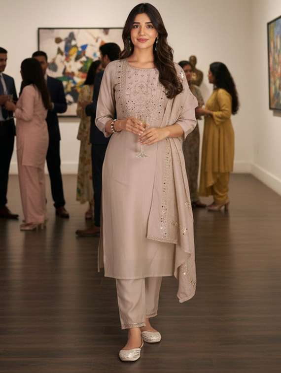 women beige suit set - 22454011 -  Standard Image - 4
