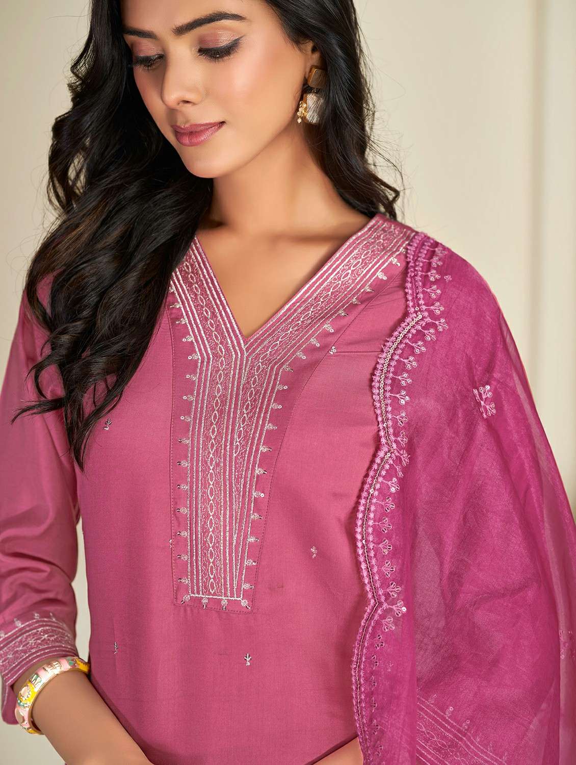 women self deign pink suit set - 22454015 -  Standard Image - 1