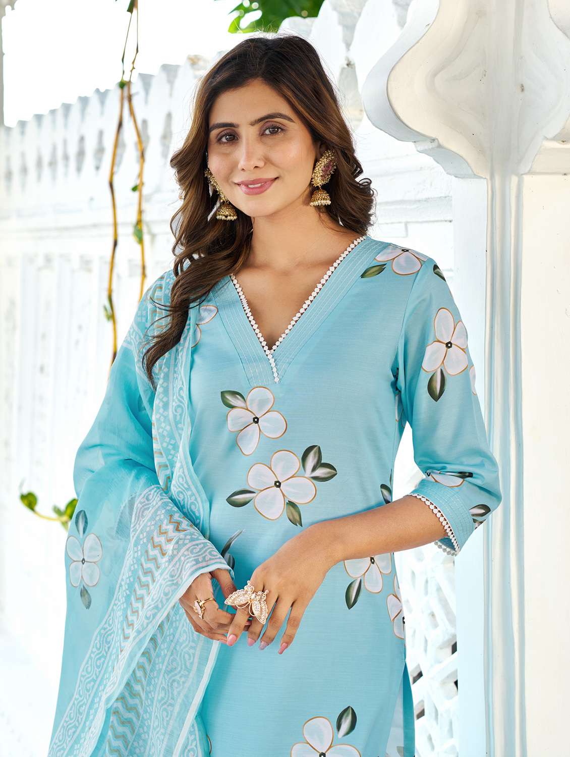women floral three quarter sleeve kurta pant with dupatta set - 22454106 -  Standard Image - 1