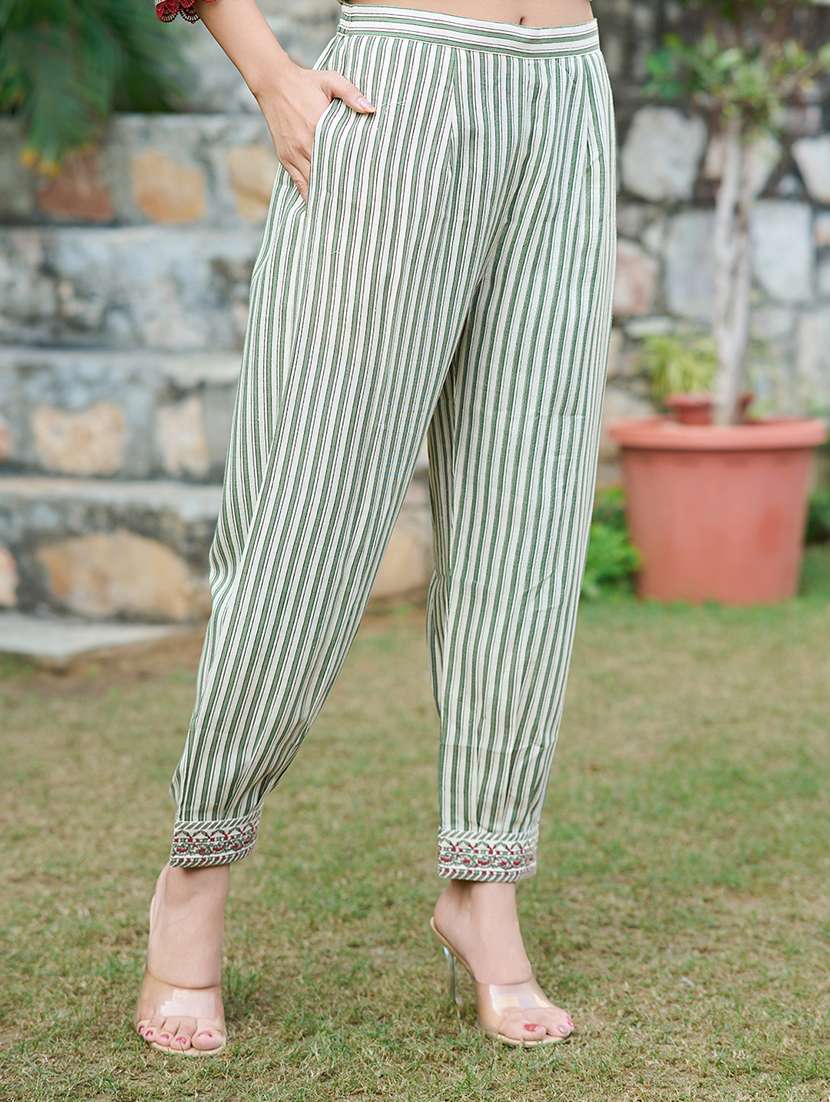 women printed three quarter sleeve kurta salwar with dupatta set - 22454138 -  Standard Image - 4