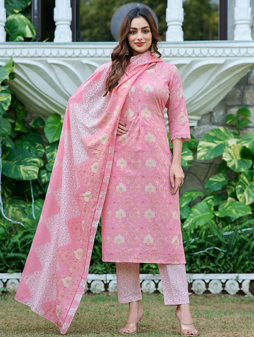 women printed three quarter sleeve kurta pant with dupatta set