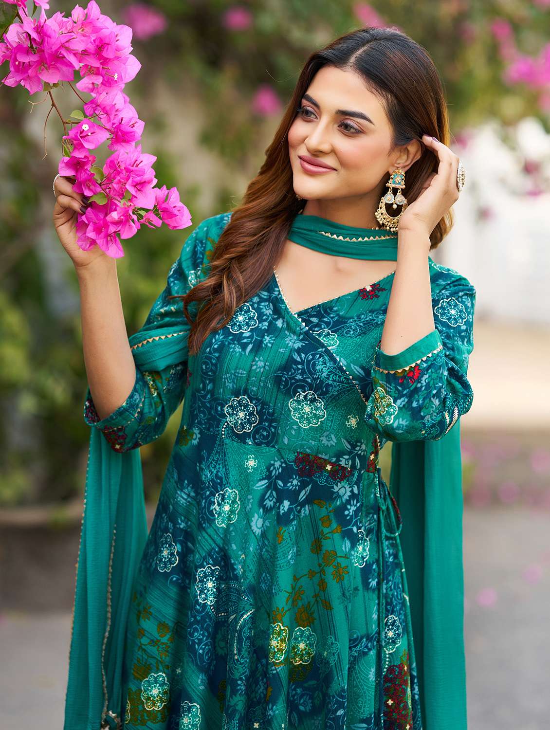 women printed three quarter sleeve kurta pant with dupatta set - 22454164 -  Standard Image - 1