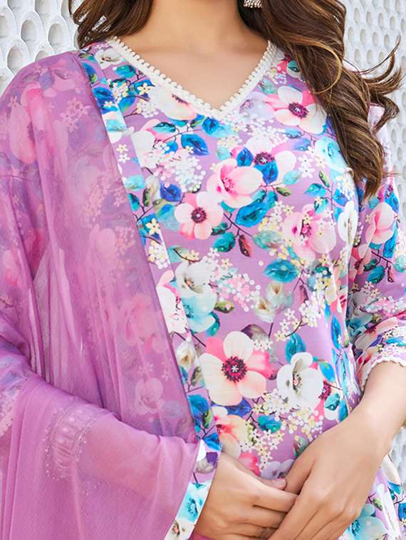 women printed three quarter sleeve kurta pant with dupatta set - 22454172 -  Standard Image - 4