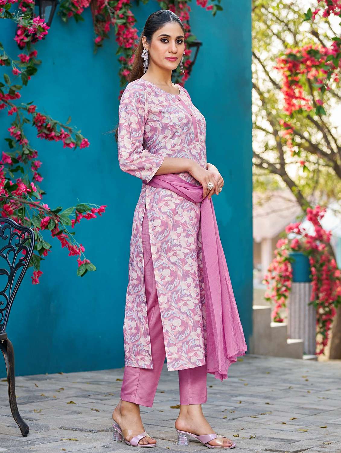 women printed three quarter sleeve kurta pant with dupatta set - 22454211 -  Standard Image - 1