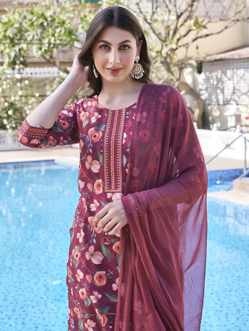 Women Printed Three Quarter Sleeve Kurta Pant With Dupatta Set - 22454251 -  Standard Image - 1