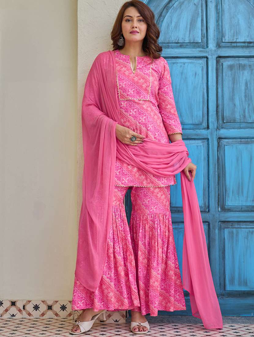women printed three quarter sleeve kurta sharara with dupatta set