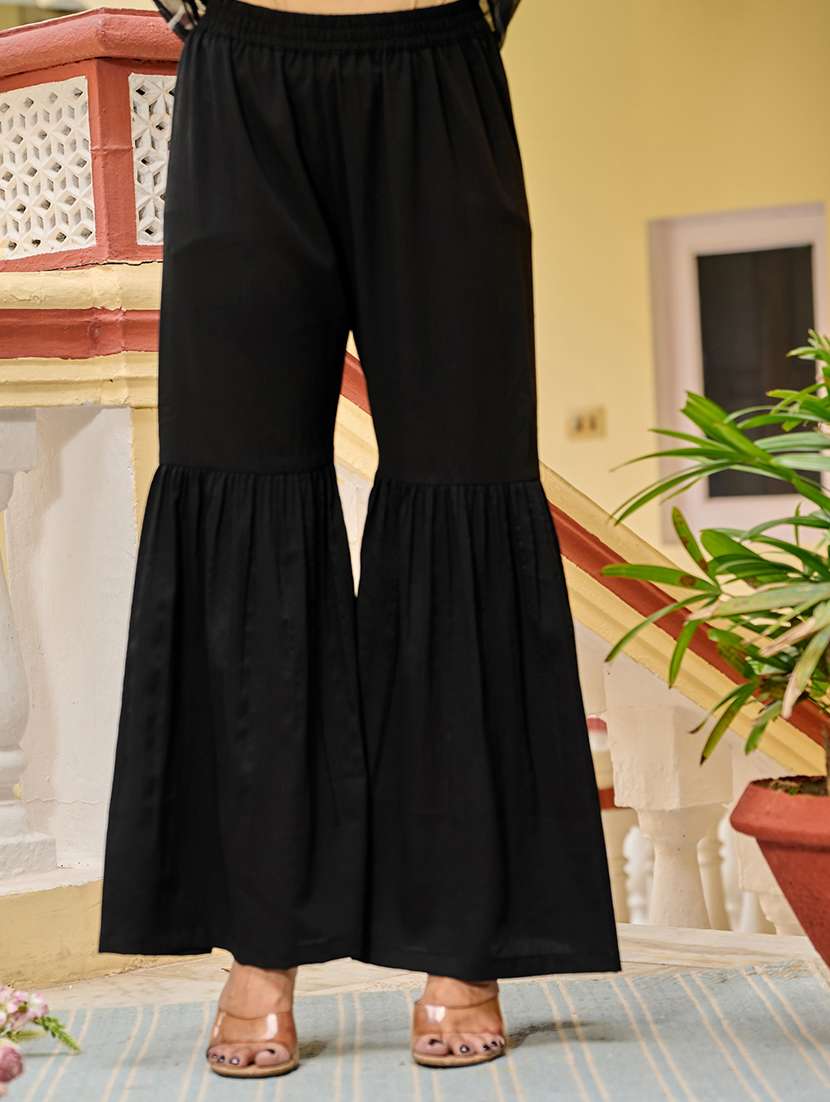 women solid with work sleeveless kurta sharara with dupatta set - 22454356 -  Standard Image - 4