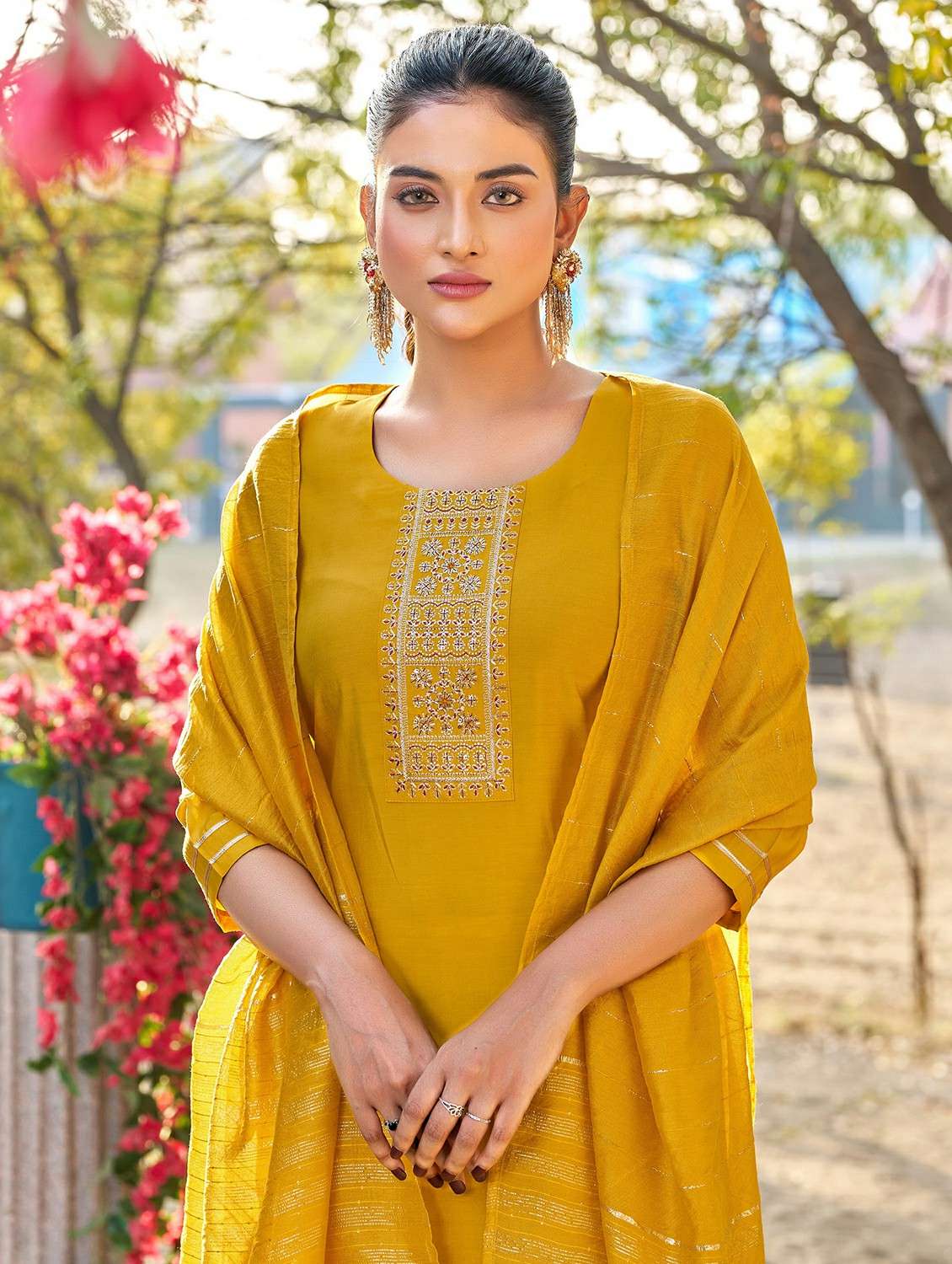 women solid with work three quarter sleeve kurta pant with dupatta set - 22454455 -  Standard Image - 1