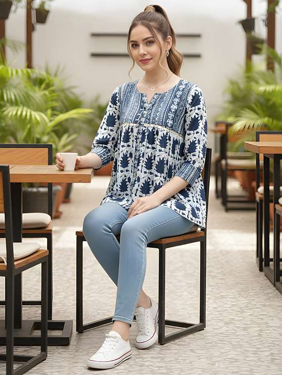 women navy blue cotton straight kurti - 22456071 -  Standard Image - 4