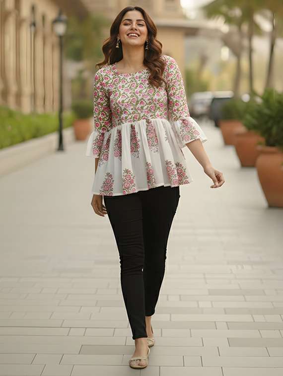 women white cotton straight kurti - 22456080 -  Standard Image - 4