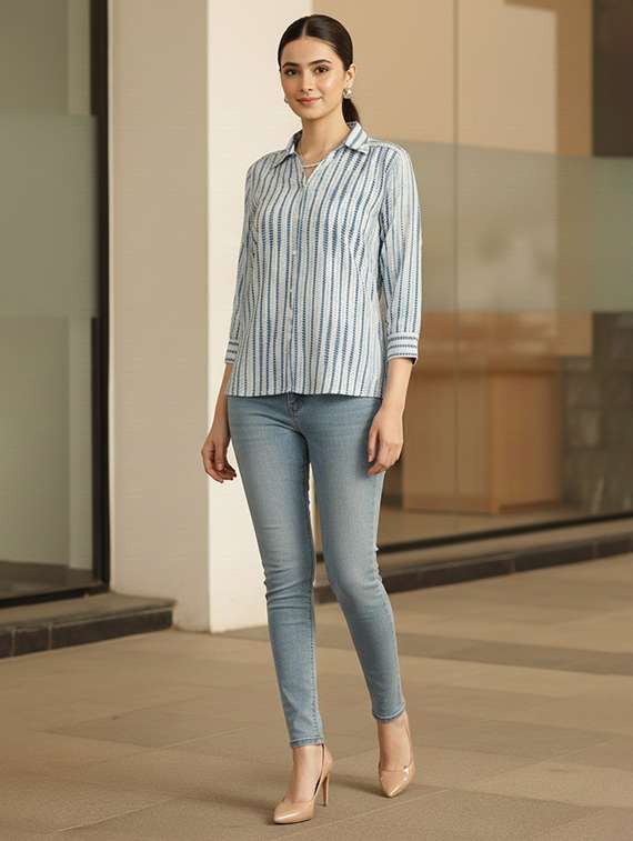 women white cotton straight kurti - 22456085 -  Standard Image - 4
