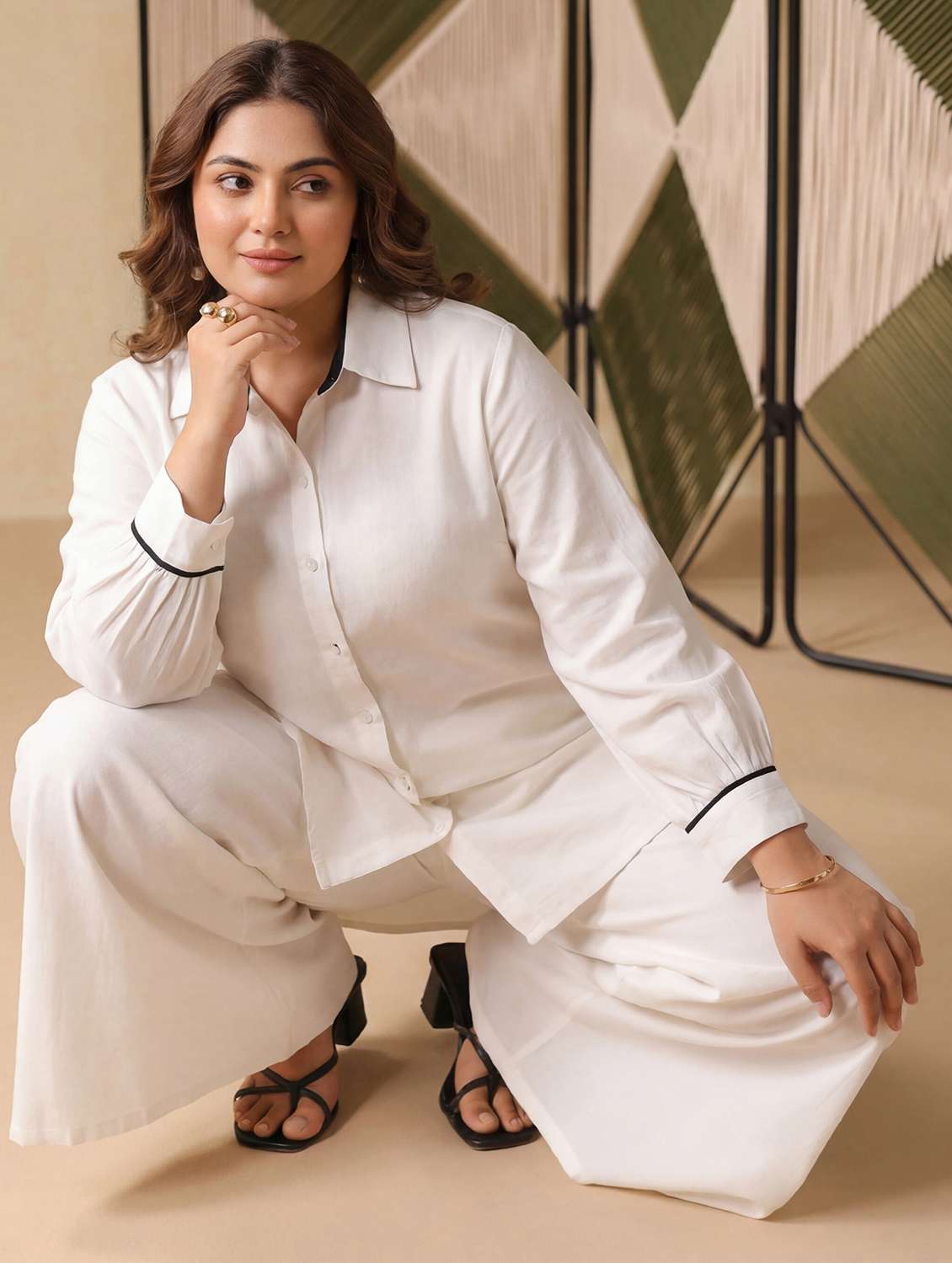 women white co-ord set - 22456341 -  Standard Image - 4