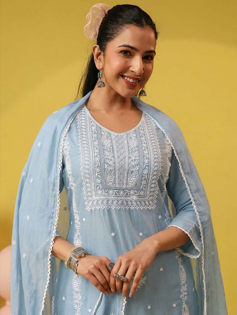 women self design blue kurta pant set - 22456376 -  Standard Image - 1
