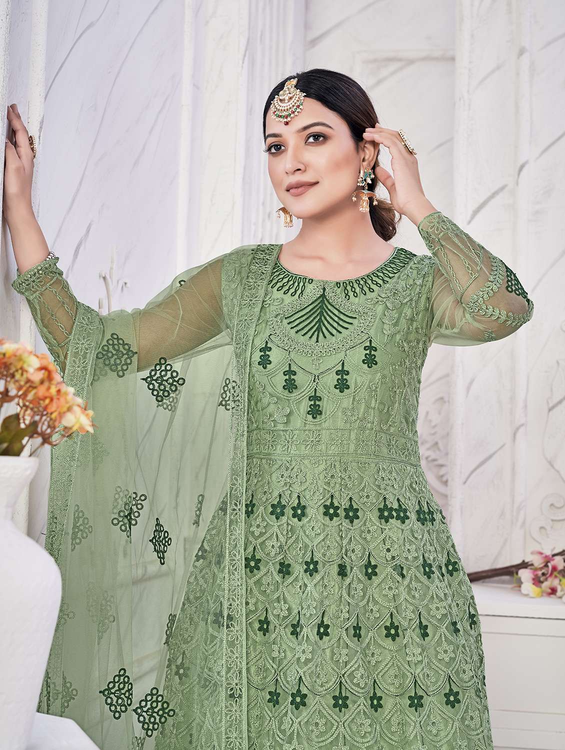 women green kurta pant set - 22456777 -  Standard Image - 1