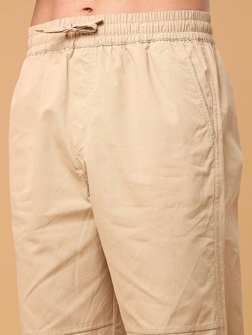 men solid mid rise regular fit trouser - 22457631 -  Standard Image - 1