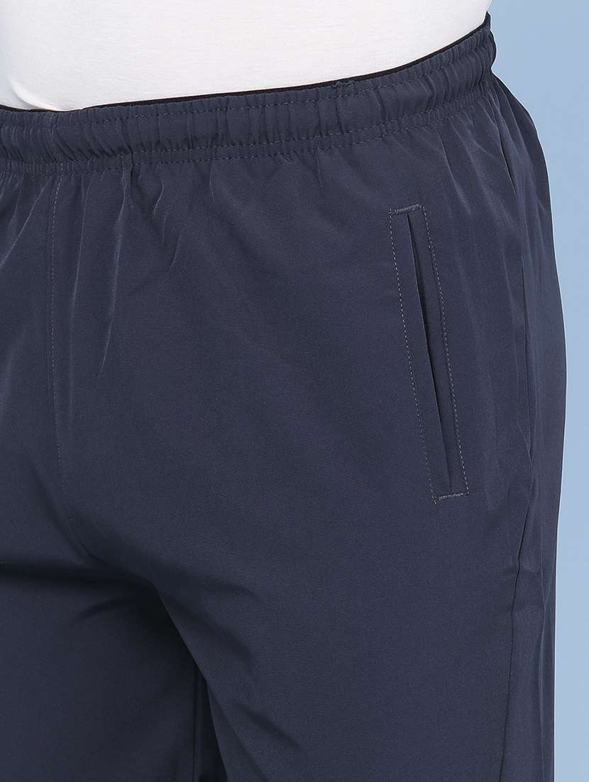 men solid mid rise regular fit sport shorts - 22457756 -  Standard Image - 1
