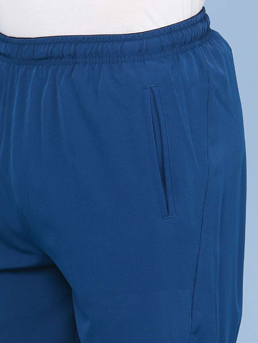 men solid mid rise regular fit sport shorts - 22457758 -  Standard Image - 1