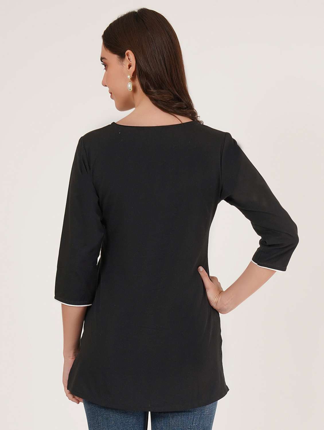 women embroidered three quarter sleeve straight kurti - 22460511 -  Standard Image - 4