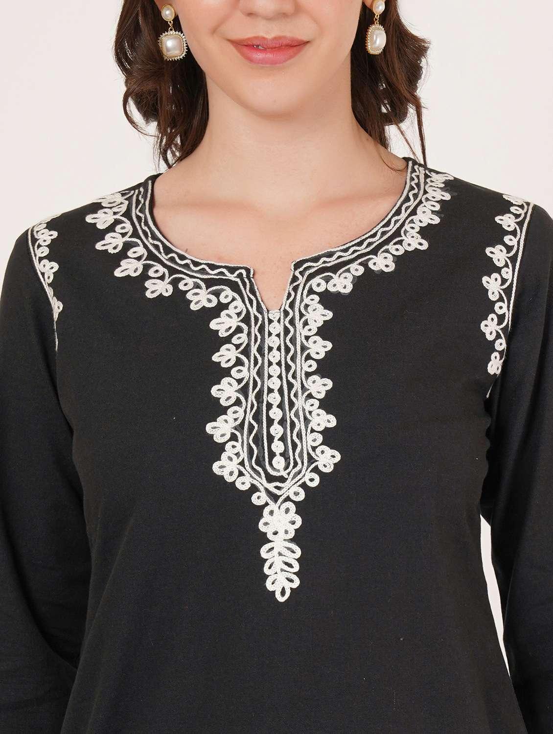 women embroidered three quarter sleeve straight kurti - 22460514 -  Standard Image - 1