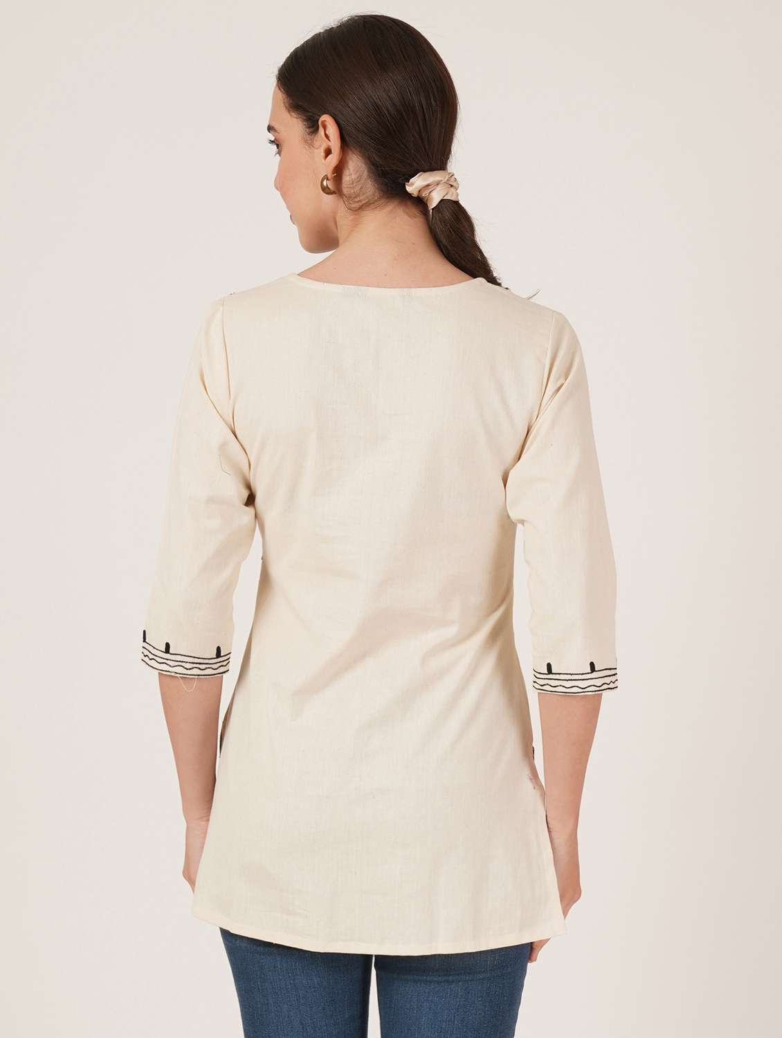 women embroidered three quarter sleeve straight kurti - 22460518 -  Standard Image - 4