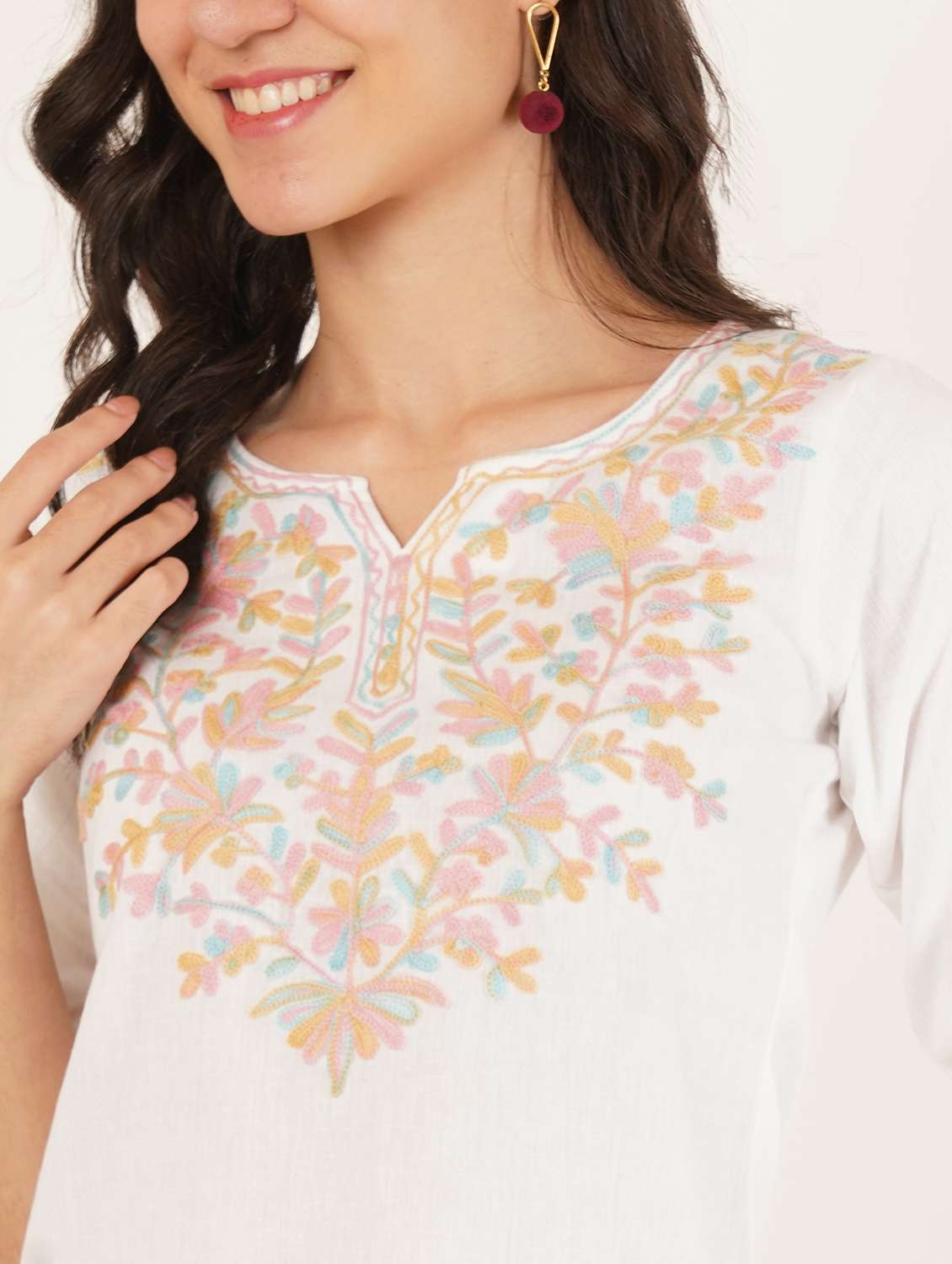 women embroidered three quarter sleeve straight kurti - 22460522 -  Standard Image - 1