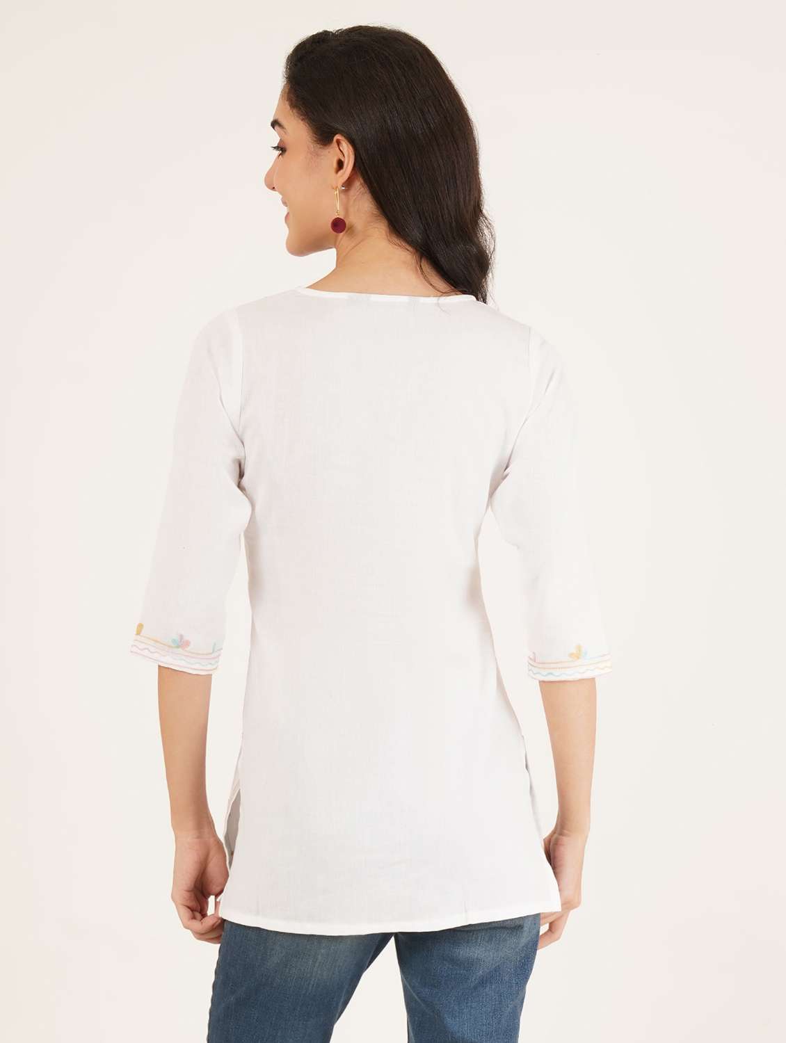 women embroidered three quarter sleeve straight kurti - 22460522 -  Standard Image - 4