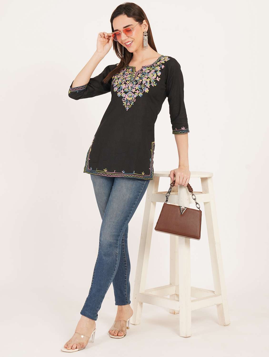 women embroidered three quarter sleeve straight kurti - 22460533 -  Standard Image - 4