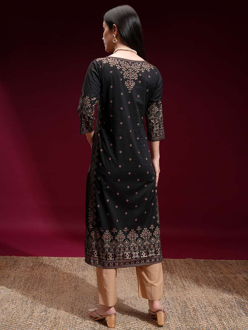 women printed three quarter sleeve straight kurta - 22462171 -  Standard Image - 4