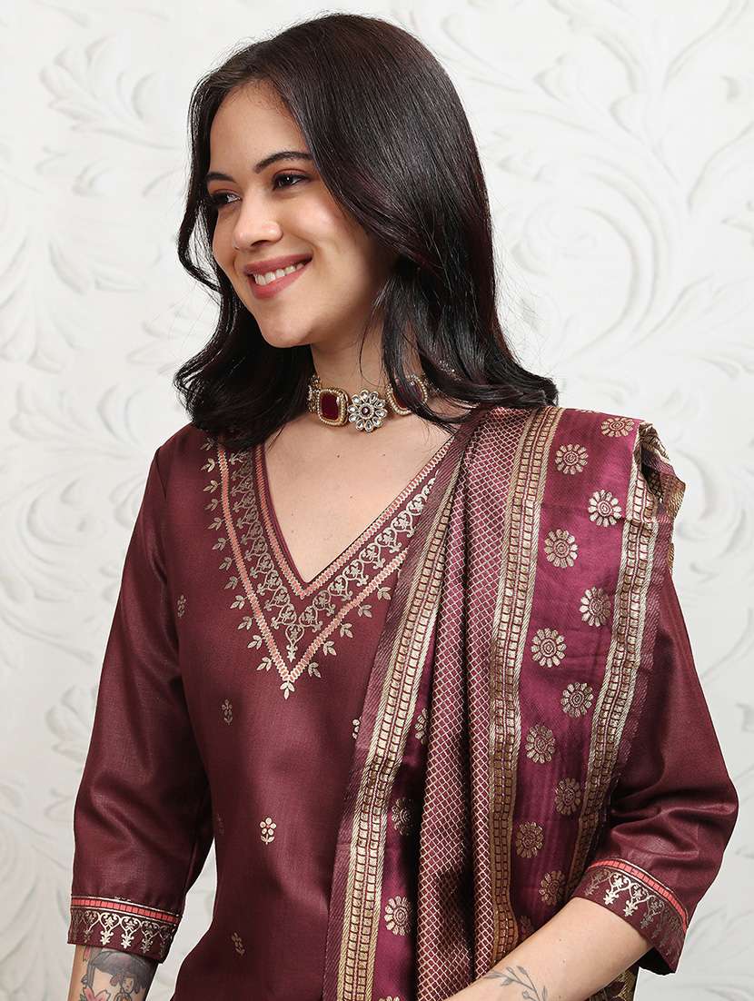 women burgundy kurta palazzo set set - 22462183 -  Standard Image - 1