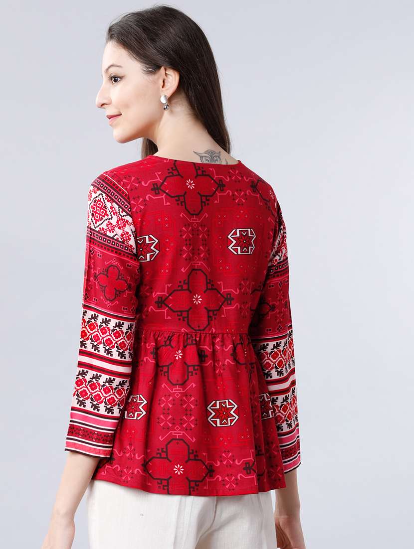women printed red rayon regular top - 22462340 -  Standard Image - 4