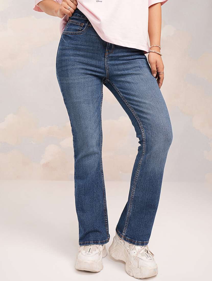 women solid mid rise bootcut jeans