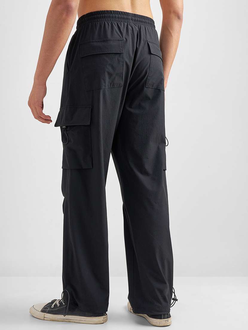 men solid mid rise regular fit cargo  - 22462667 -  Standard Image - 4