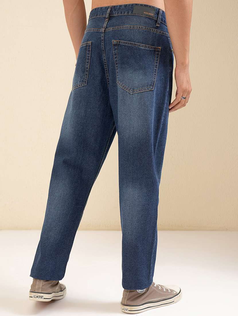 men blue cotton jean - 22462845 -  Standard Image - 4