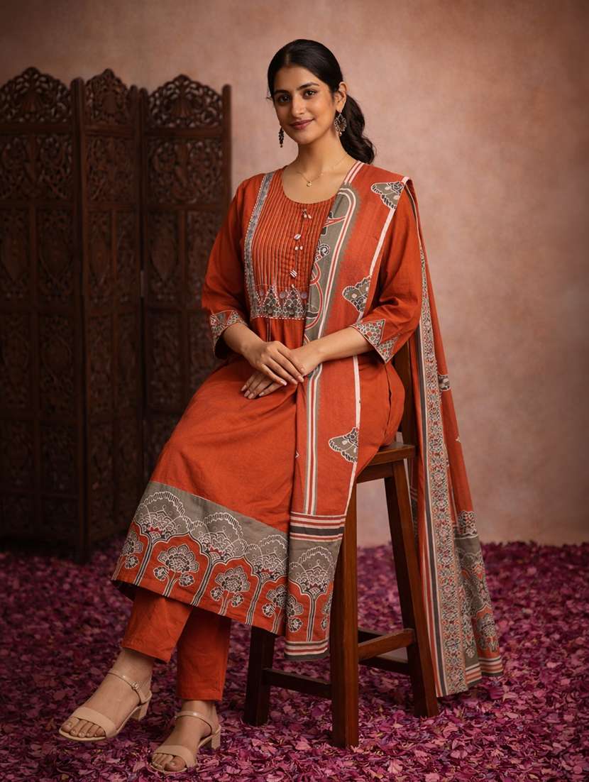 women floral rust cotton straight ethnic dress - 22463195 -  Standard Image - 4