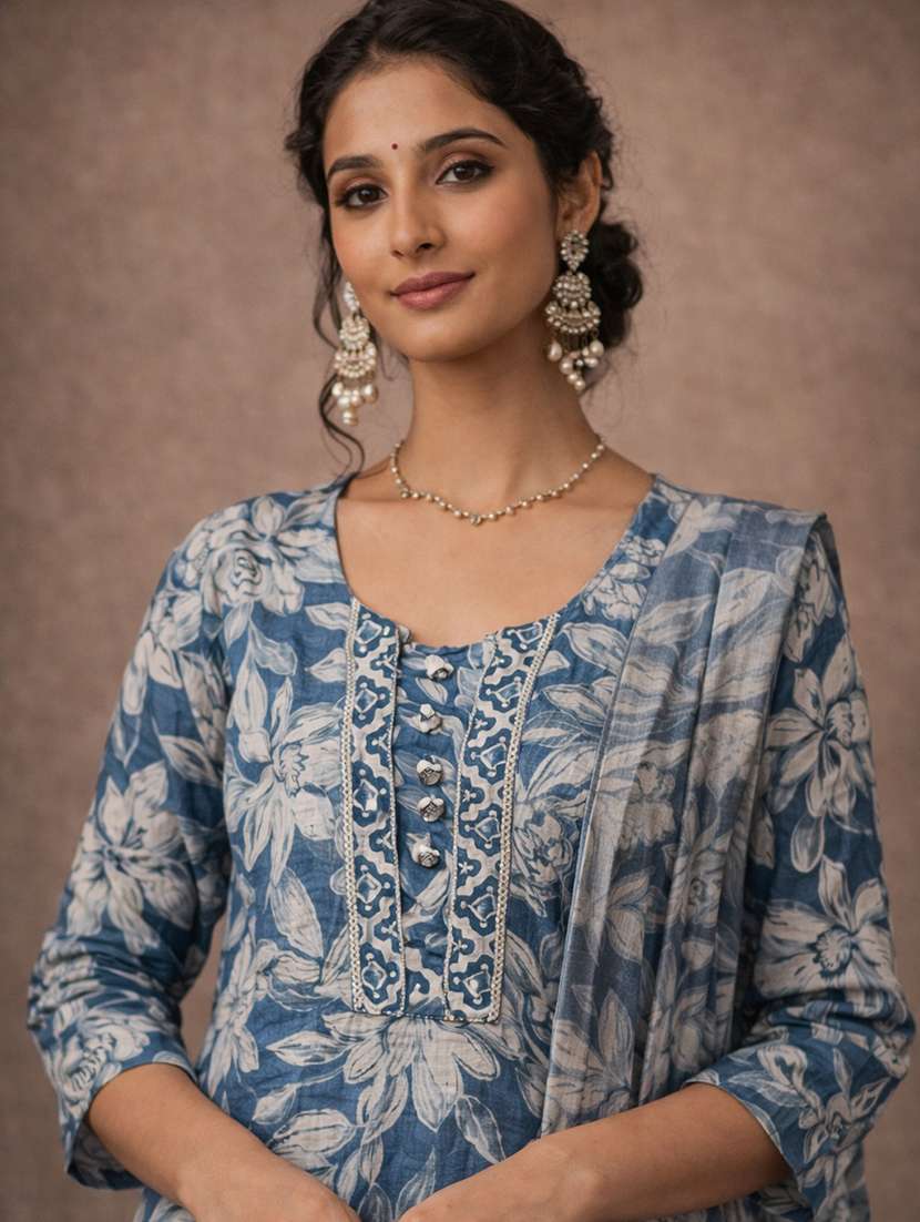 Women Printed Three Quarter Sleeve Kurta Pant With Dupatta Set - 22463200 -  Standard Image - 1